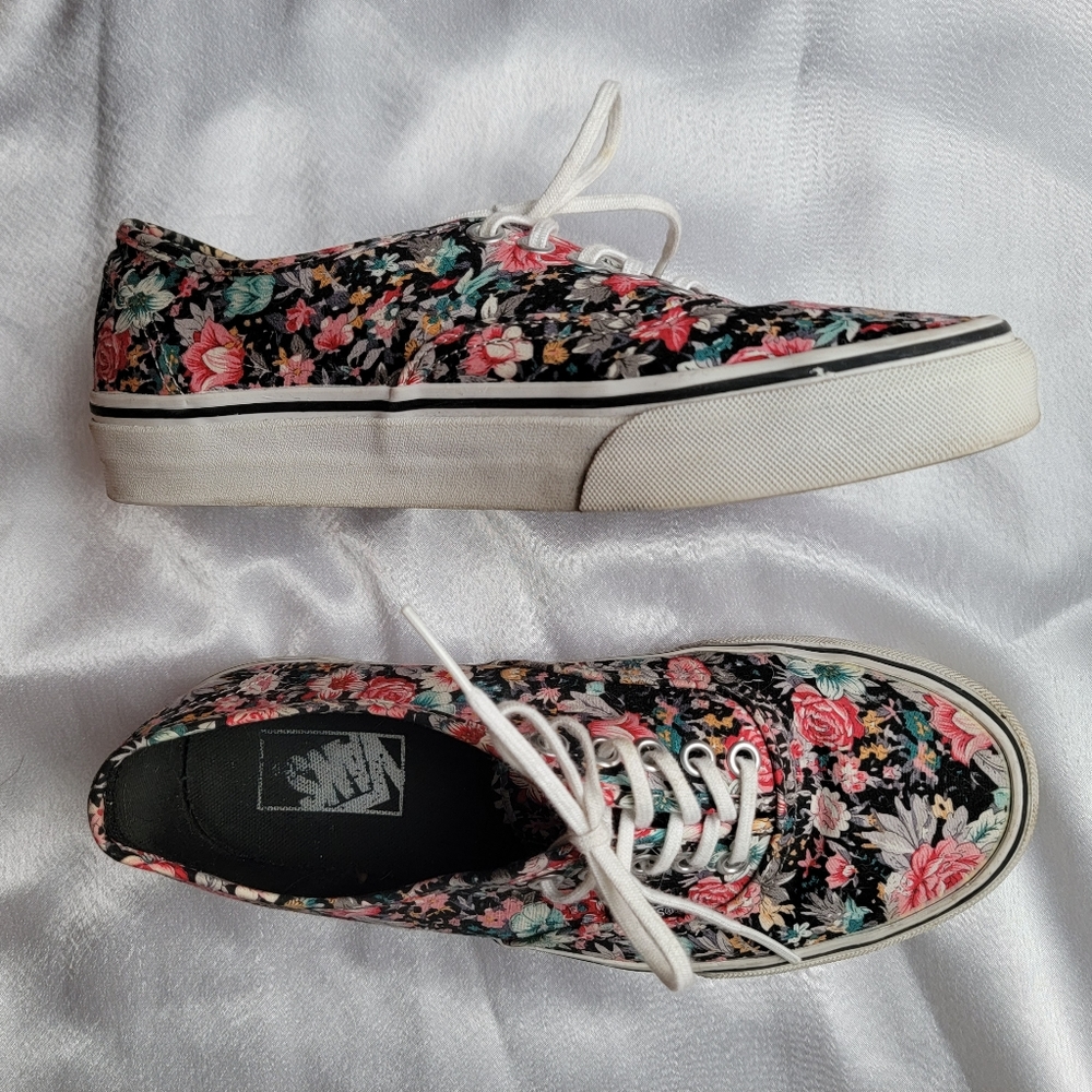 Vans Garden Floral Low Top Sneakers, men's 6.5, women's 8